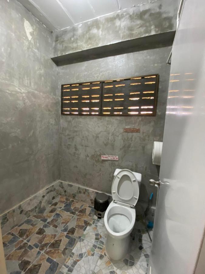 Jj&j Garden Hostel *
