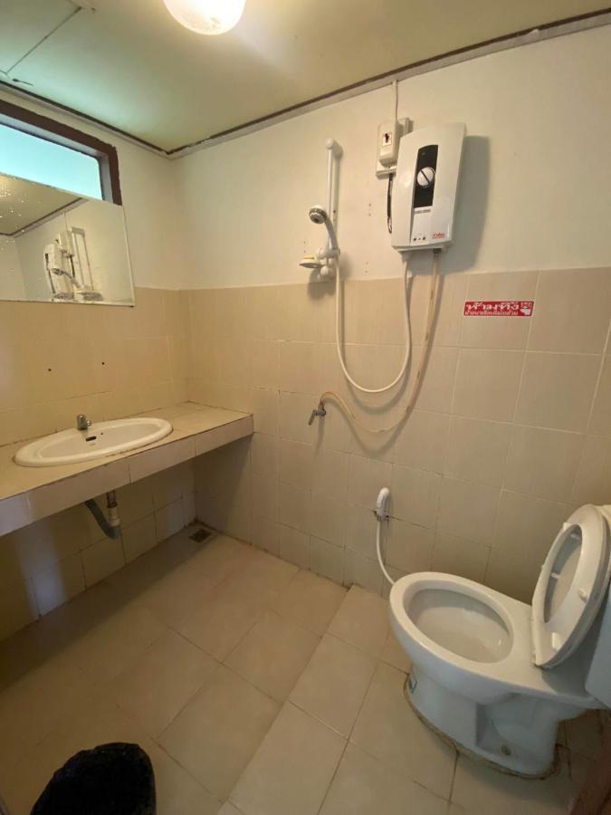Jj&j Garden Hostel
